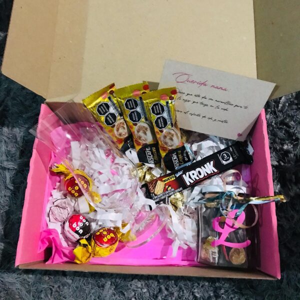 Caja personalizada con detalles